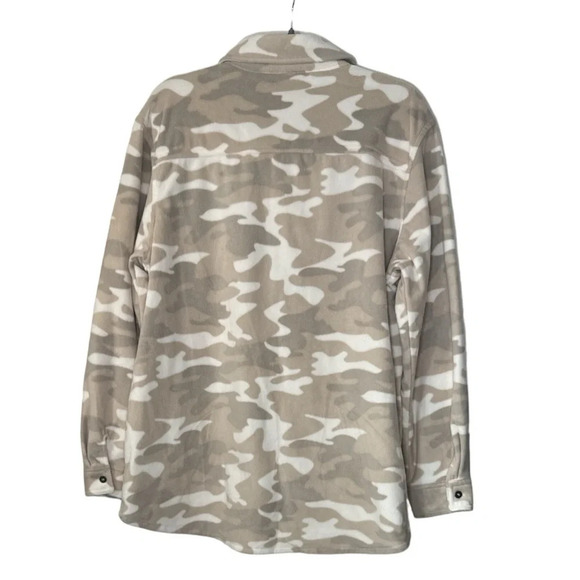 Eddie Bauer Venture Fleece Shacket in Camo - Picture 9 of 9